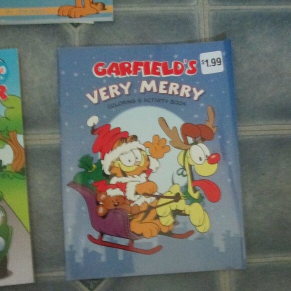 Lot of 8 Garfield Books - Picture 5 of 5
